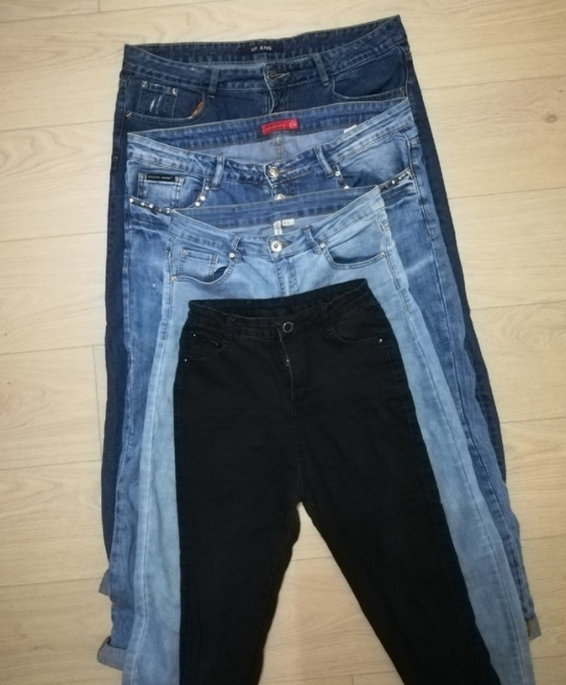   Những chiếc quần jeans của một cô gái đã giảm dần được 29.4 kg  