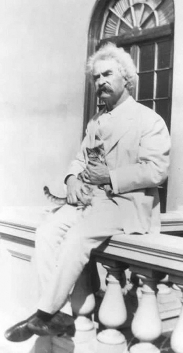 12 bức ảnh chứng minh đại văn hào Mark Twain là người cuồng mèo 8