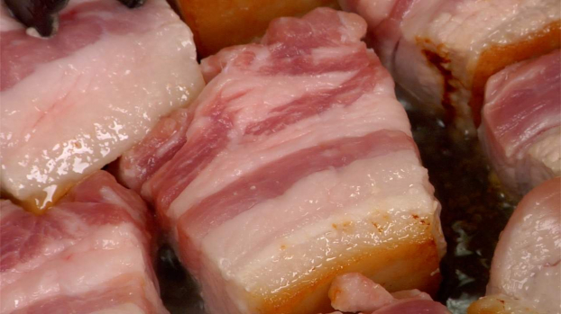 Bất ngờ: Mỡ lợn nằm trong top 10 thực phẩm bổ dưỡng nhất, người Việt thì đang 'kiêng' ăn 1