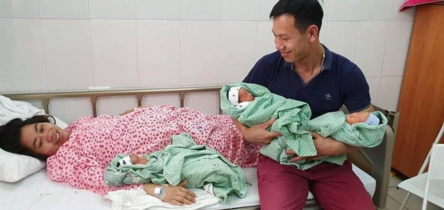   Sau 8 năm chạy chữa, vợ chồng anh Tảo chị Hường sinh liền 3 con khỏe mạnh.  