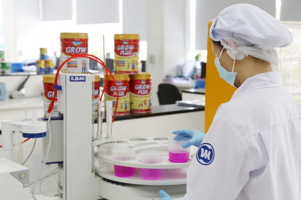   Đầu tư vào R&D và kiểm soát chất lượng giúp các sản phẩm sữa bột của Vinamilk đáp ứng được các tiêu chuẩn chất lượng trong nước và cả xuất khẩu  