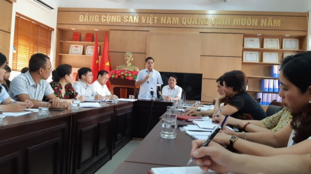   Ông Nguyễn Văn Tùng, Chủ tịch UBND TP Hải Phòng chỉ đạo xử lý nghiêm vụ việc giáo viên tát học sinh.  