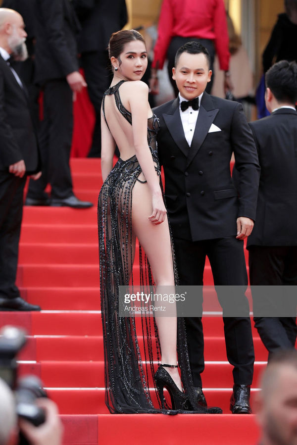 Ngọc Trinh 'mặc như không' khoe 3 vòng nóng bỏng tại Cannes 2019 6