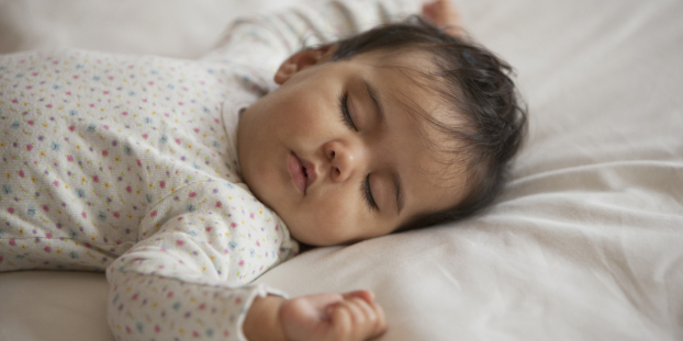 Trẻ sơ sinh ngủ mấy tiếng mỗi đêm là đủ và đảm bảo sức khoẻ? 1