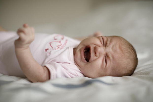 Trẻ khóc đêm: Nguyên nhân, mẹo giúp trẻ ngủ ngon và an toàn 0