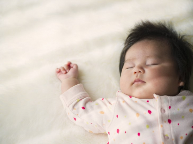 Trẻ sơ sinh ngủ như thế nào? Hướng dẫn tập thói quen ngủ ngoan cho bé 2