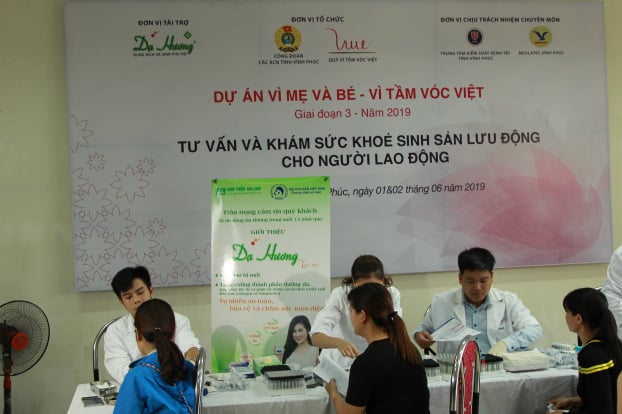   Nữ CNLĐ tại KCN Khai Quang được khám và tư vấn sức khoẻ sinh sản miễn phí  