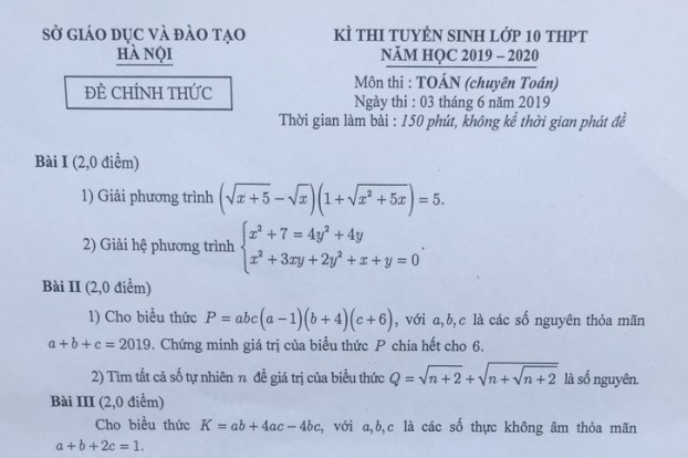   Đề thi môn Toán chuyên ở Hà Nội được đánh giá là khó.  