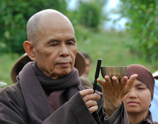 Thiền sư Thích Nhất Hạnh với bài phỏng vấn chấn động về cách thiền và sống hạnh phúc 4