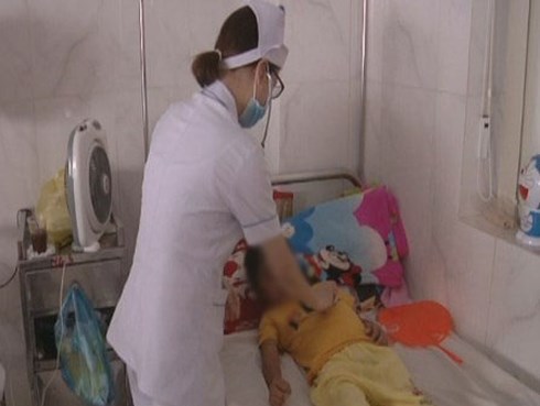   Bé trai 5 tuổi ở Đắc Lắk được phẫu thuật tạo hình chuyển giới thành bé gái ở bệnh viện đa khoa Vùng Tây Nguyên.  