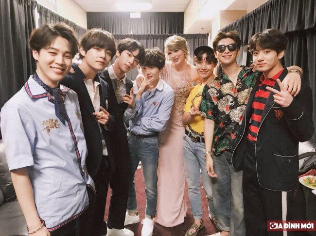   BTS 'đánh bại' Taylor Swift ở cùng 1 ngày comeback  