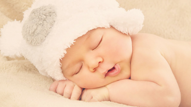 Tại sao giấc ngủ của trẻ sơ sinh lại thất thường? 0