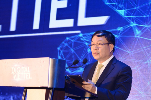   Chủ tịch Viettel cho biết việc thành lập Tổng Công ty Dịch vụ số Viettel là bước Viettel chuyển mình trở thành nhà cung cấp dịch vụ số.  