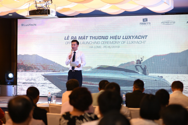   Ông Nguyễn Đức Thuận – Chủ tịch Công ty TNHH Du thuyền Việt, kiêm Tổng giám đốc Công ty TNHH du thuyền hạng sang Việt Nam  