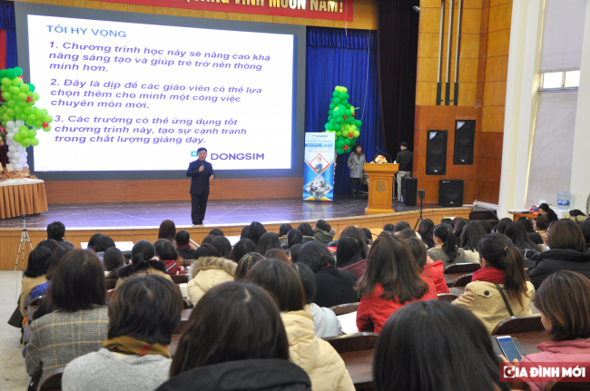   Buổi đào tạo về phương pháp giảng dạy mới cho các giáo viên mầm non của Dongsim Việt Nam  