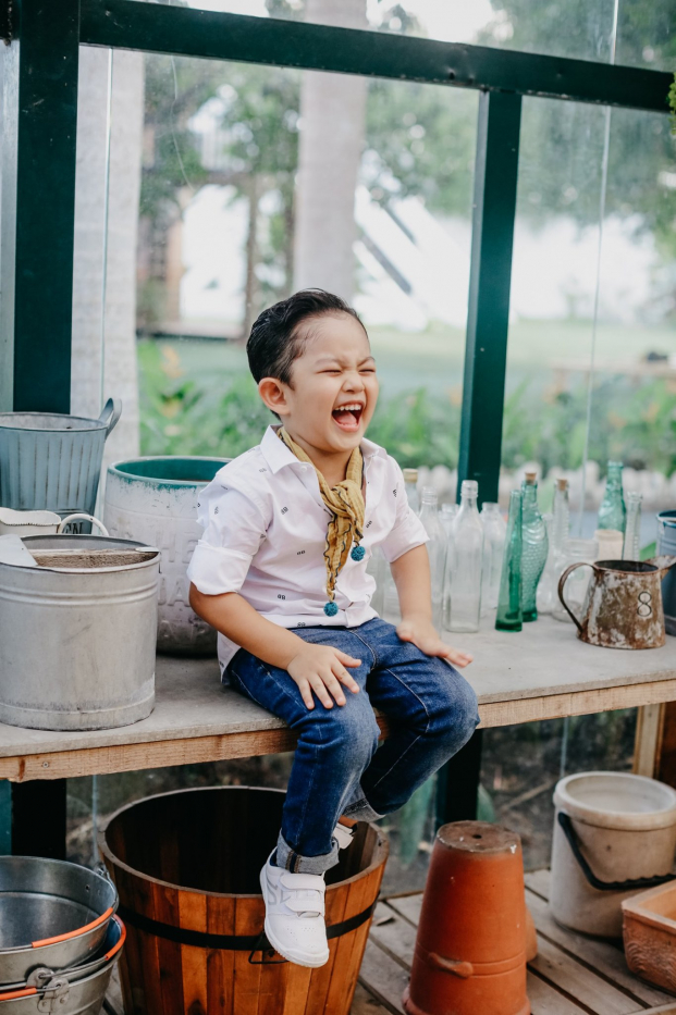 Con trai Khánh Thi - Phan Hiển nhí nhảnh trong bộ ảnh mừng sinh nhật 4 tuổi 5
