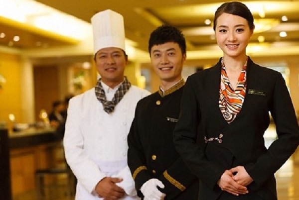   Quản lý nhà hàng, khách sạn luôn giúp bạn có cơ hội nghề nghiệp rộng mở.  