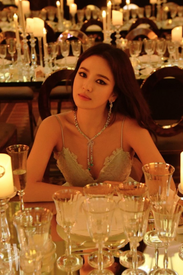 Song Hye Kyo đẹp quyến rũ tại sự kiện trang sức ở Monaco, sau ồn ào ly hôn chồng trẻ 2