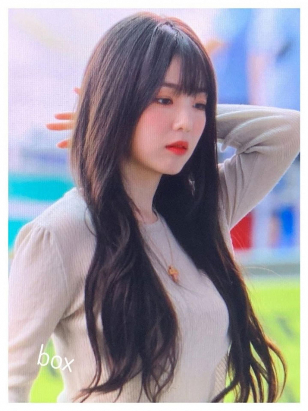 Irene (Red Velvet) gây bão với kiểu tóc mới, netizen khen đẹp như 'búp bê sống' 4