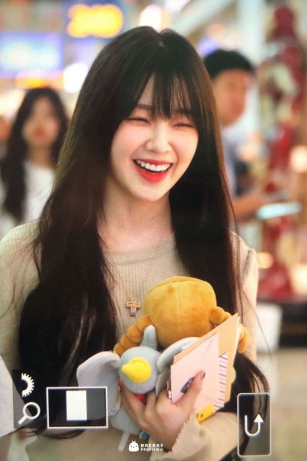   Nụ cười rạng rỡ của Irene đốn tim người hâm mộ  