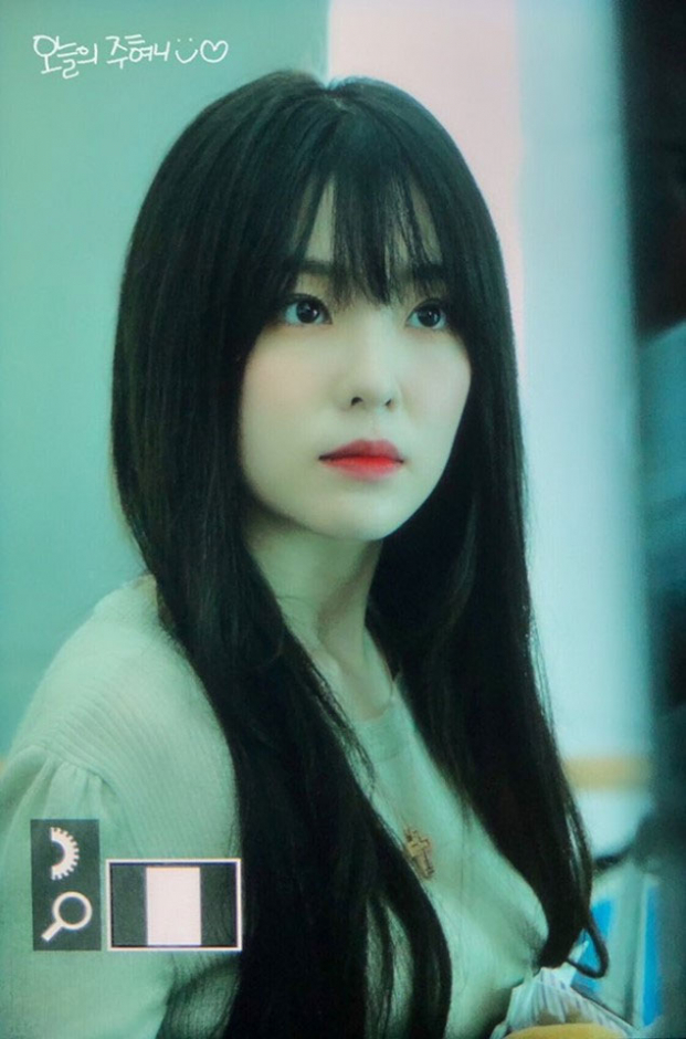 Irene (Red Velvet) gây bão với kiểu tóc mới, netizen khen đẹp như 'búp bê sống' 2