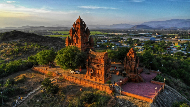   Phan Rang – Tháp Chàm đầy trầm tích chờ du khách khám phá    
