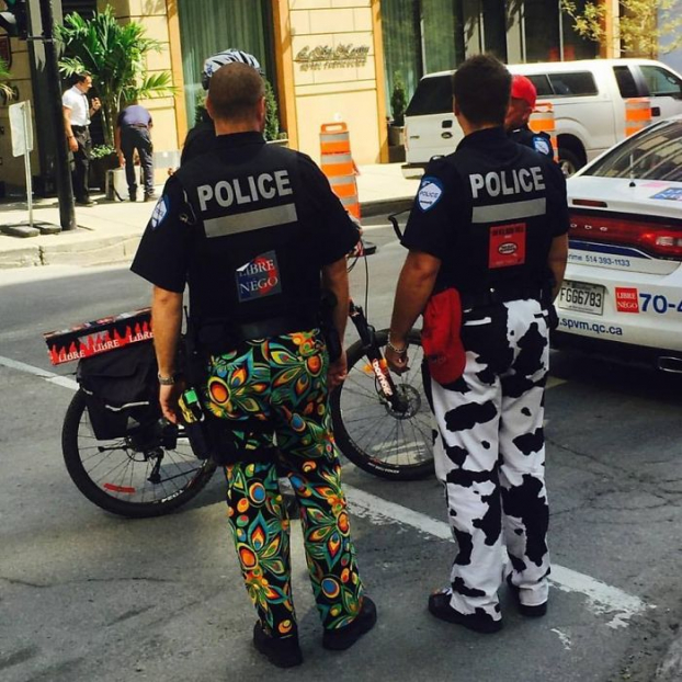   Cảnh sát Montreal biểu tình phản đối bằng cách không mặc quần đồng phục  