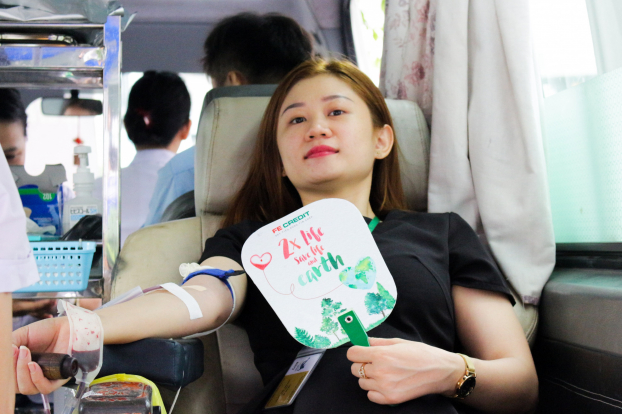 FE Credit tổ chức ngày hội hiến máu và kêu gọi bảo vệ môi trường 2