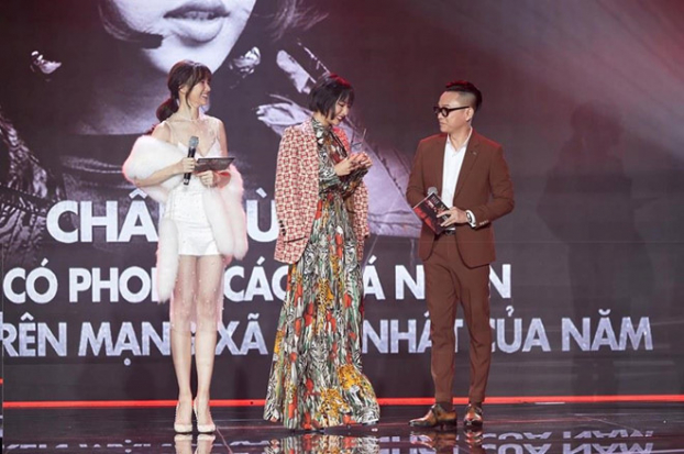 Tin tức sao Việt 24/8: Hari Won bị ném đá khi phát âm sai tên Châu Bùi tại lễ trao giải 1