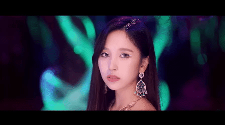 Mina (TWICE) đẹp mê mẩn trong teaser 'Feel Special' 1