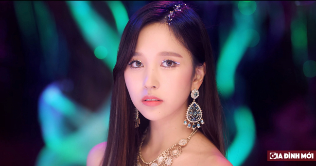 Mina (TWICE) đẹp mê mẩn trong teaser 'Feel Special' 0