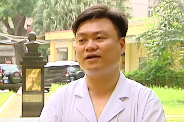   Bác sĩ Nguyễn Ngọc Hồng, Trưởng khoa bệnh phổi nghề nghiệp, bệnh viện Phổi Trung ương.  