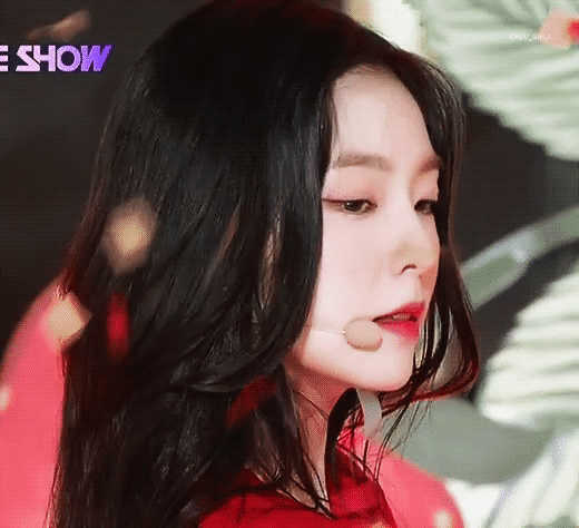 Irene (Red Velvet) nhìn chính diện đã quá đẹp, góc nghiêng còn thần thánh hơn 3