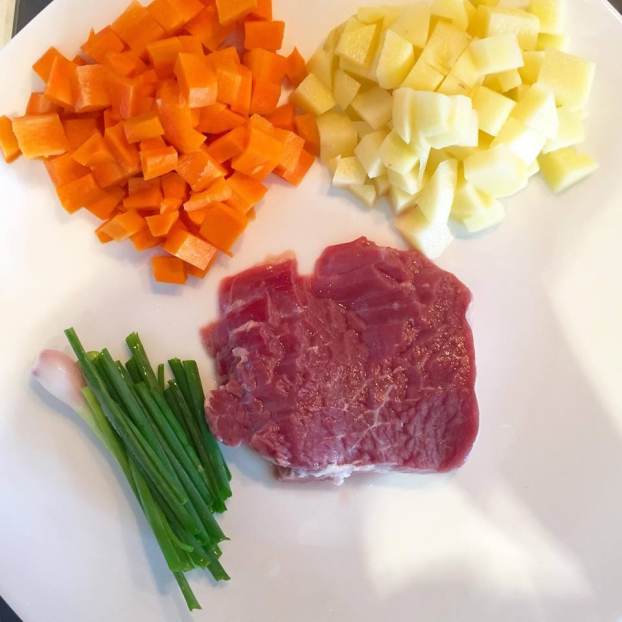   Tối nay ăn gì hướng dẫn cách làm cà ri bò khoai tây cho bữa cơm thêm đậm vị  