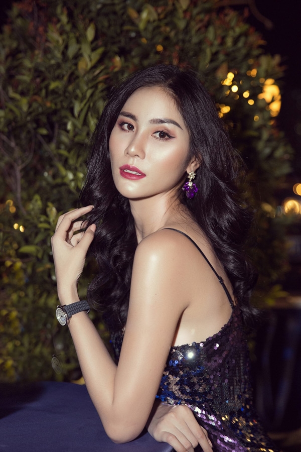 Hoàng Hạnh khoe nhan sắc xinh đẹp tại Miss Earth 2019, fan kỳ vọng sẽ  làm nên chuyện 1