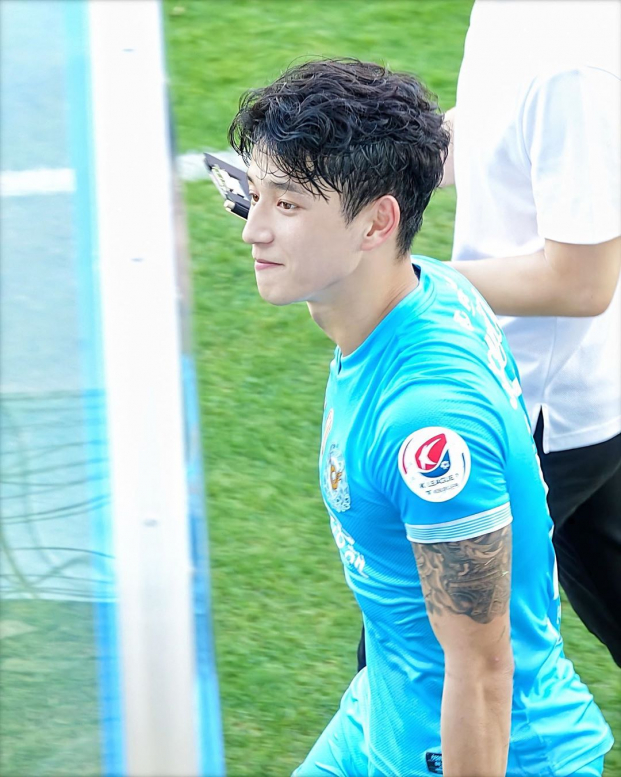 Mê đắm trước nhan sắc của Jeong Seung Won - Em út Daegu FC khiến fan nữ trụy tim vì quá đẹp 7
