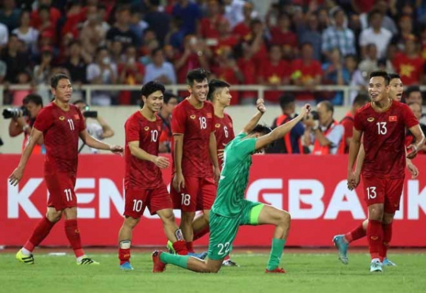 Tin bóng đá 11/10: Đánh bại Mã Lai, Việt Nam lên đường đến Indonesia 'gặt điểm' 3