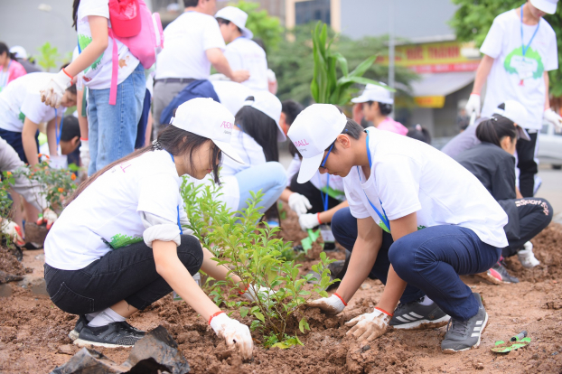 Hơn 1.000 người dân Hà Nội tham gia lễ trồng cây 'Cánh rừng quê hương Aeon' 1