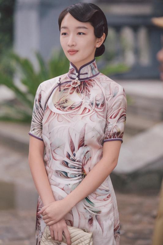 Tạo hình dân quốc của sao nữ Hoa ngữ: Dương Mịch đẹp sắc sảo, Dương Tử bị chê 'dừ' 11