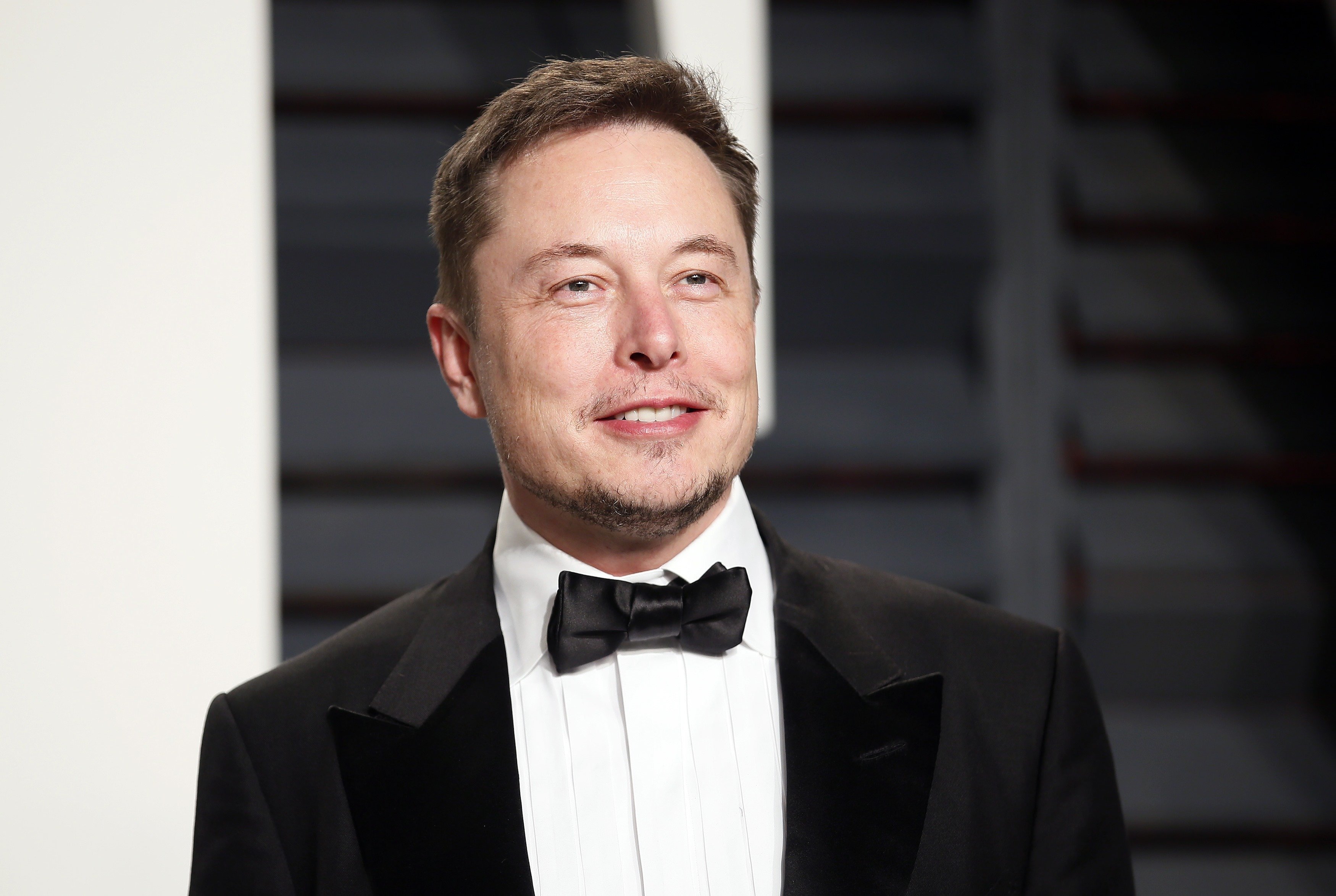   Elon Musk - tỷ phú của tập đoàn SpaceX và Telsa  