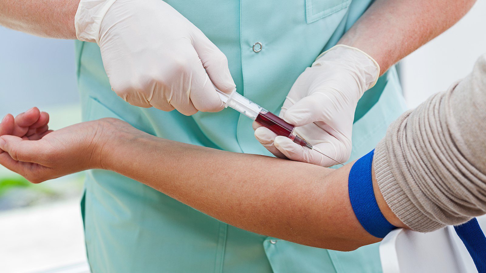   Bác sĩ có thể tiết lộ cho bạn biết 9 vấn đề thông qua xét nghiệm máu  