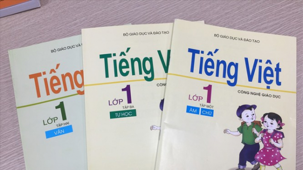   Sách Tiếng Việt công nghệ lớp 1 bị loại khỏi vòng thẩm định.  