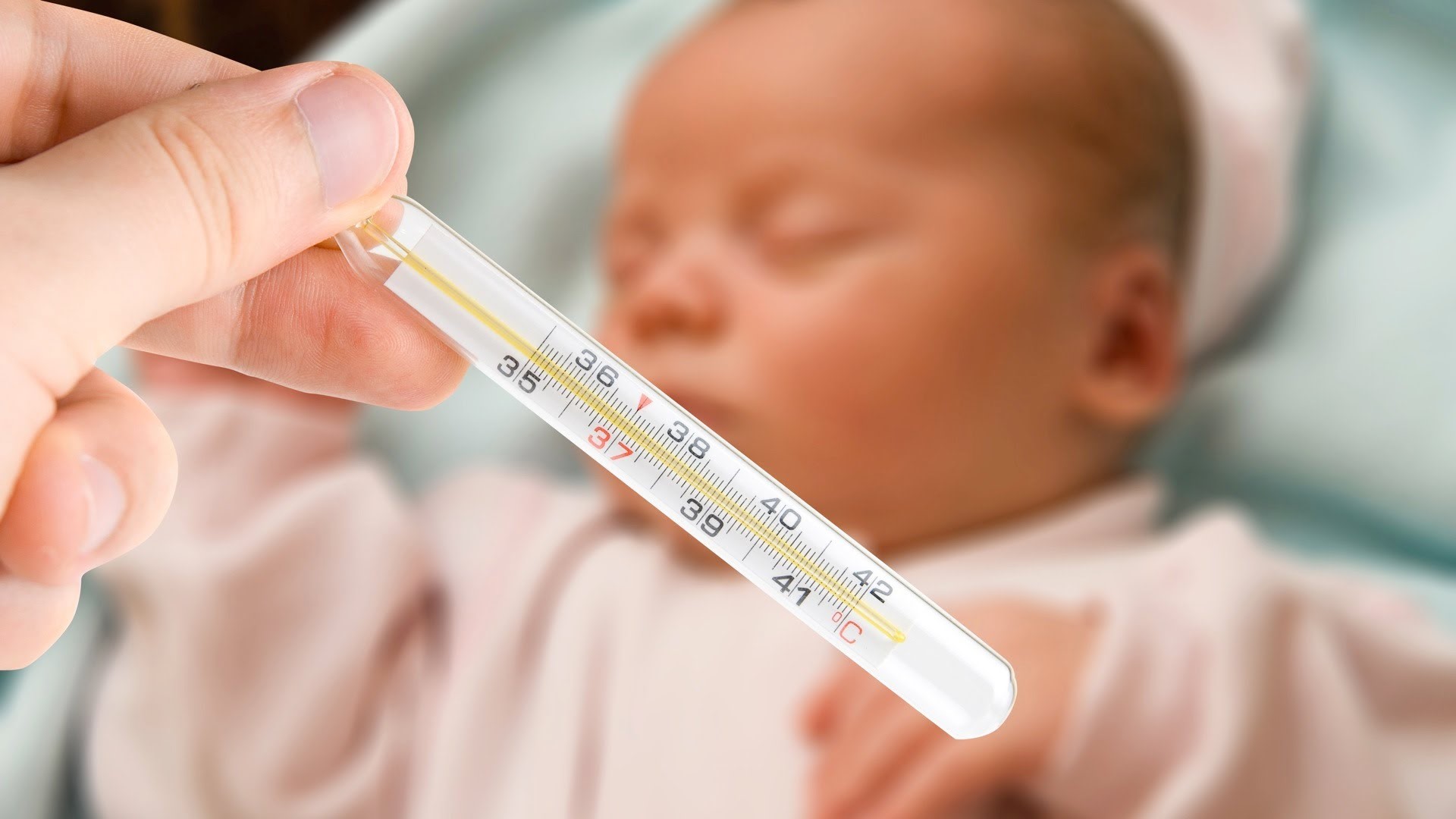   Hạ sốt cho trẻ tại nhà: các phương pháp an toàn tại nhà và triệu chứng cần đi khám sớm  