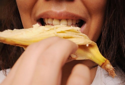 10 công dụng tuyệt vời của thuốc chuối, từ giảm nếp nhăn đến điều trị mụn