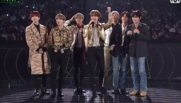 BTS xô đổ mọi kỷ lục, lập nên thành tích mới tại MAMA 2019 1