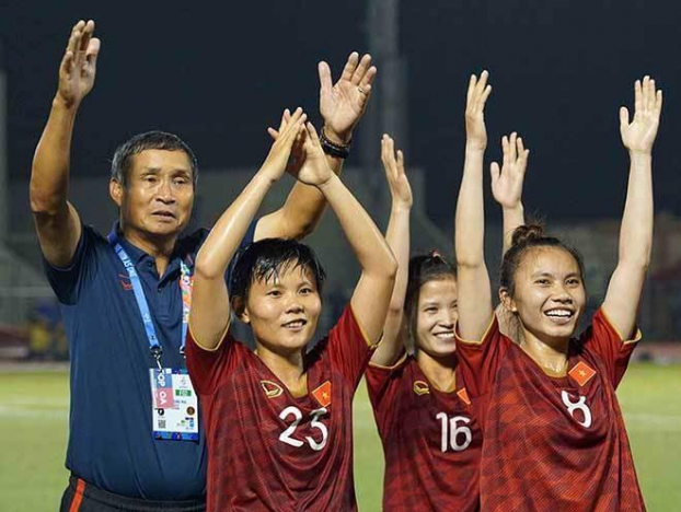   Cảm ơn người cha của bóng đá nữ - HLV Mai Đức Chung, người đã âm thầm dẫn dắt đội tuyển suốt một thời gian dài vừa qua  