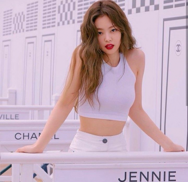 Jennie (BLACKPINK) và tuyệt chiêu để có làn da thủy tinh 3