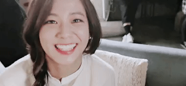 8 idol nữ cười đẹp nhất Kpop: 'Nữ thần SM' Irene lọt top, chỉ 1 thành viên TWICE góp mặt 5