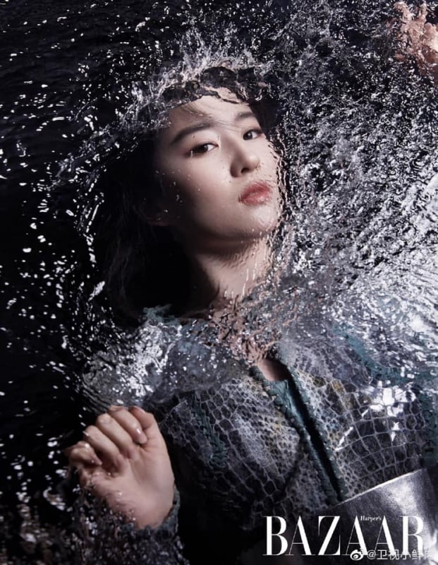 'Mộc Lan' Lưu Diệc Phi đẹp 'siêu thực' trong bộ ảnh mới trên tạp chí Bazaar 4