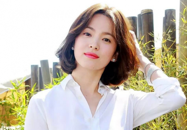 Học cách trang điểm nhẹ nhàng nhưng vẫn hút hồn của Song Hye Kyo 6